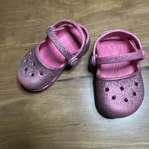 CROCS Karin Child Size 6 Pink Sparkle Slip On Double Strap Clog Sandals - Picture 1 of 6